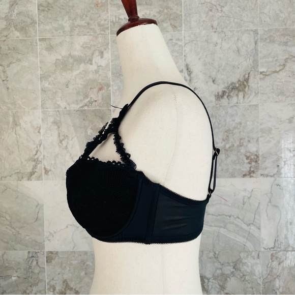 Savage X Fenty Lace Caged Bra - Picture 6 of 9